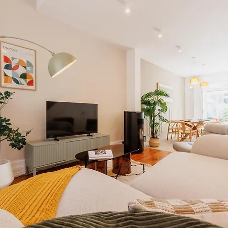 Golden Hour Holiday home *